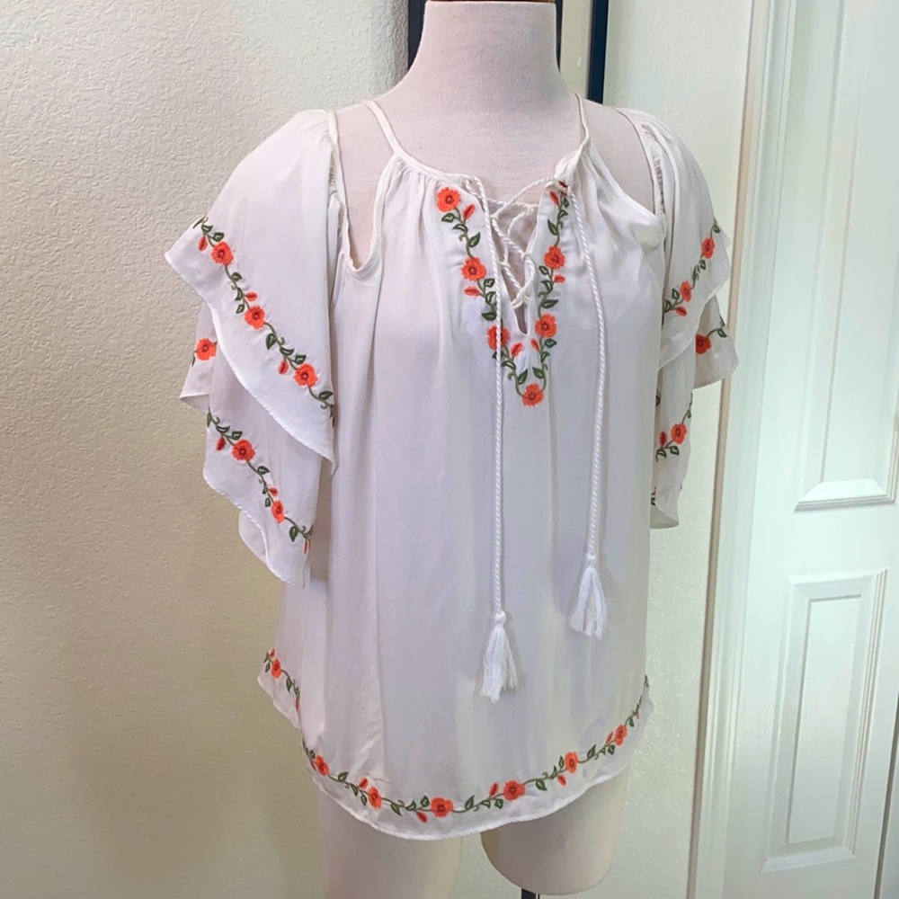 NWT Flirty in Miss Me Cold Shoulder